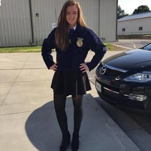 Meet your Posher, Alyssa